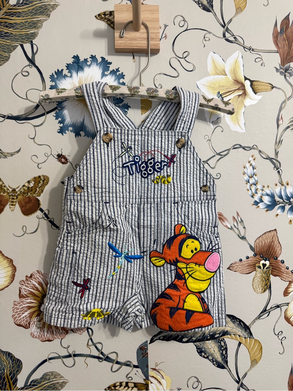 NWOT Vintage Winnie The Pooh Overall Shorts Walt Disney World Parks 6 Month